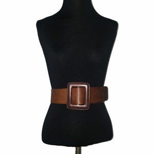 Elegant Brown Leather Belt